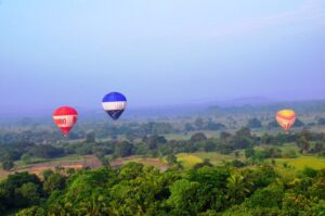 Hot Air Ballooning in Sigiriya.